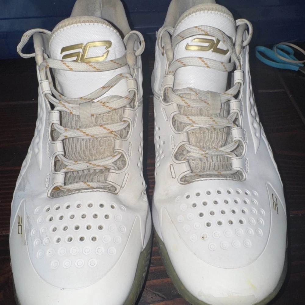 RARE NDS UNDER ARMOUR CURRY 1 LOW CHAMPIONSHIP MVP FLOTRO 4 SZ 11.5